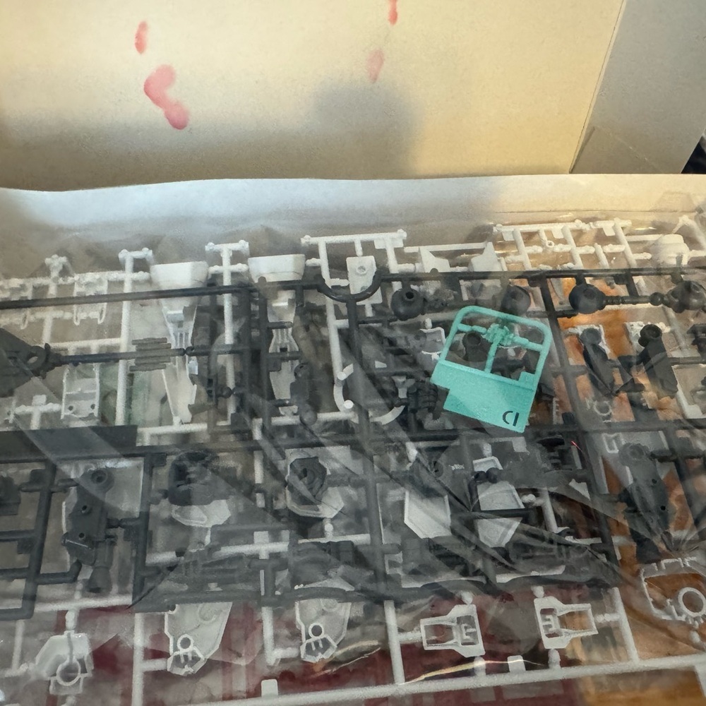 Hobby RX-78-2 Gundam Model Kit. Bandai Entry Grade 1/144 RX‑93. Super fun! NEW! - Picture 9 of 10